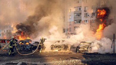 Russia now bombs Zelenskys city, the whole of Ukraine has been burning for three days chaos ensues