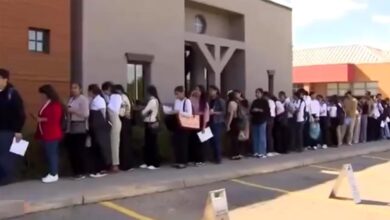3000 Indians queued up for waiter jobs in Canada Video of youth worried about unemployment goes viral